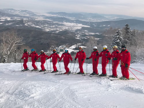活动 亚布力阳光度假村滑雪学校冬令营招募营员啦